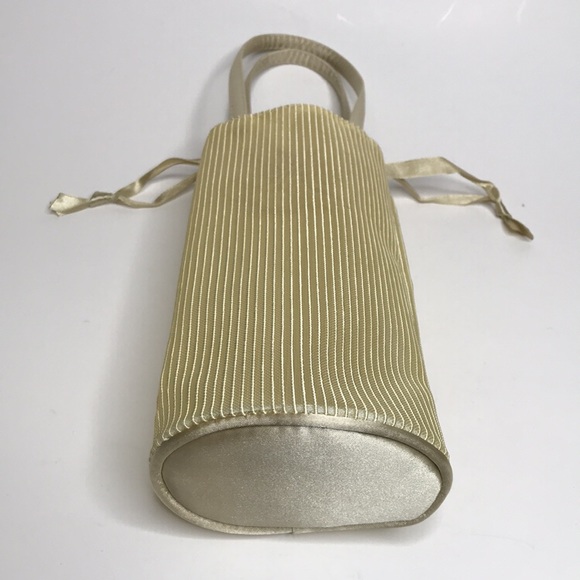 Makeup Gift Keepsake Storage Bag New - Picture 3 of 4